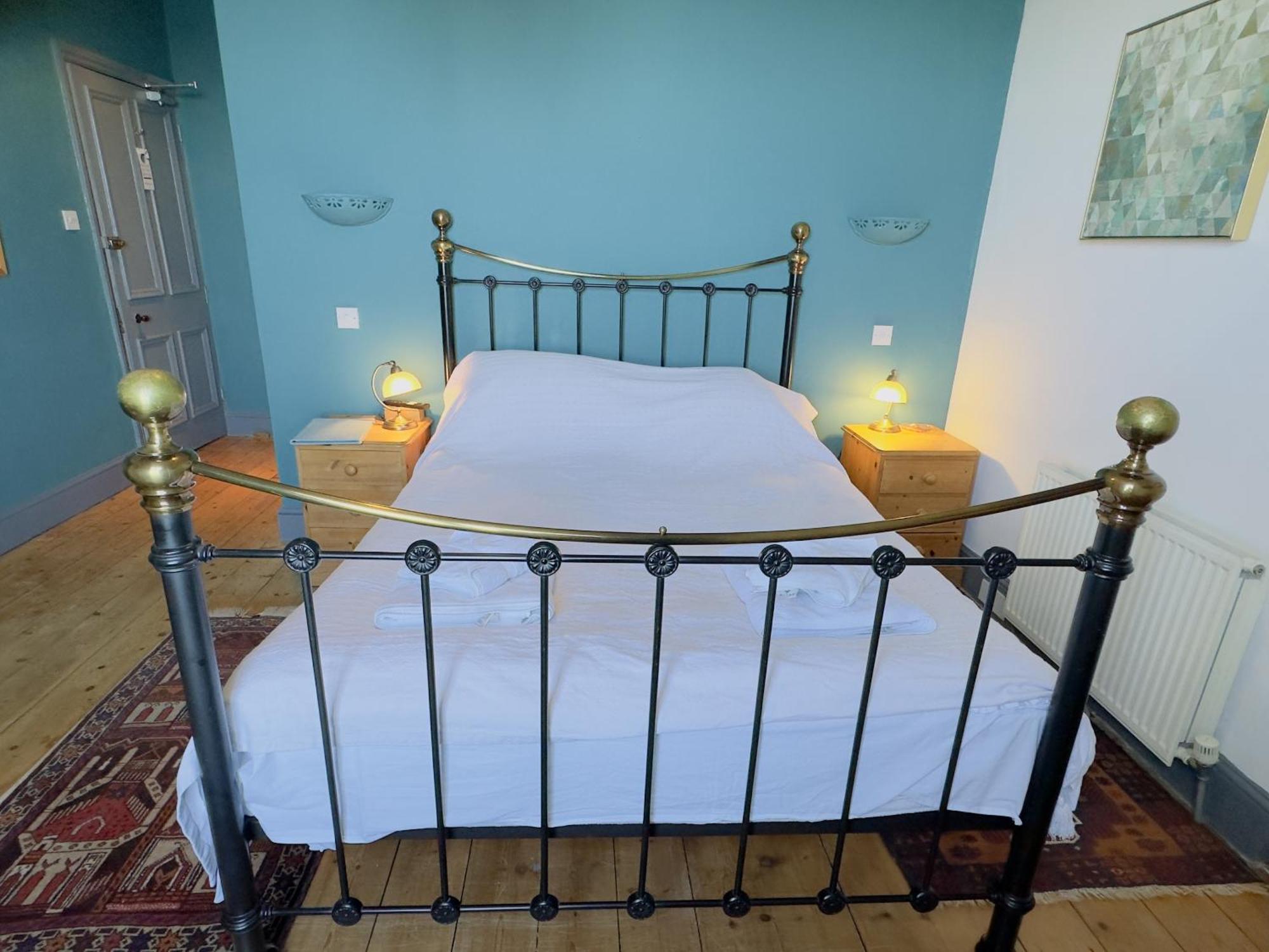 North Walk House Bed & Breakfast Линтън Екстериор снимка