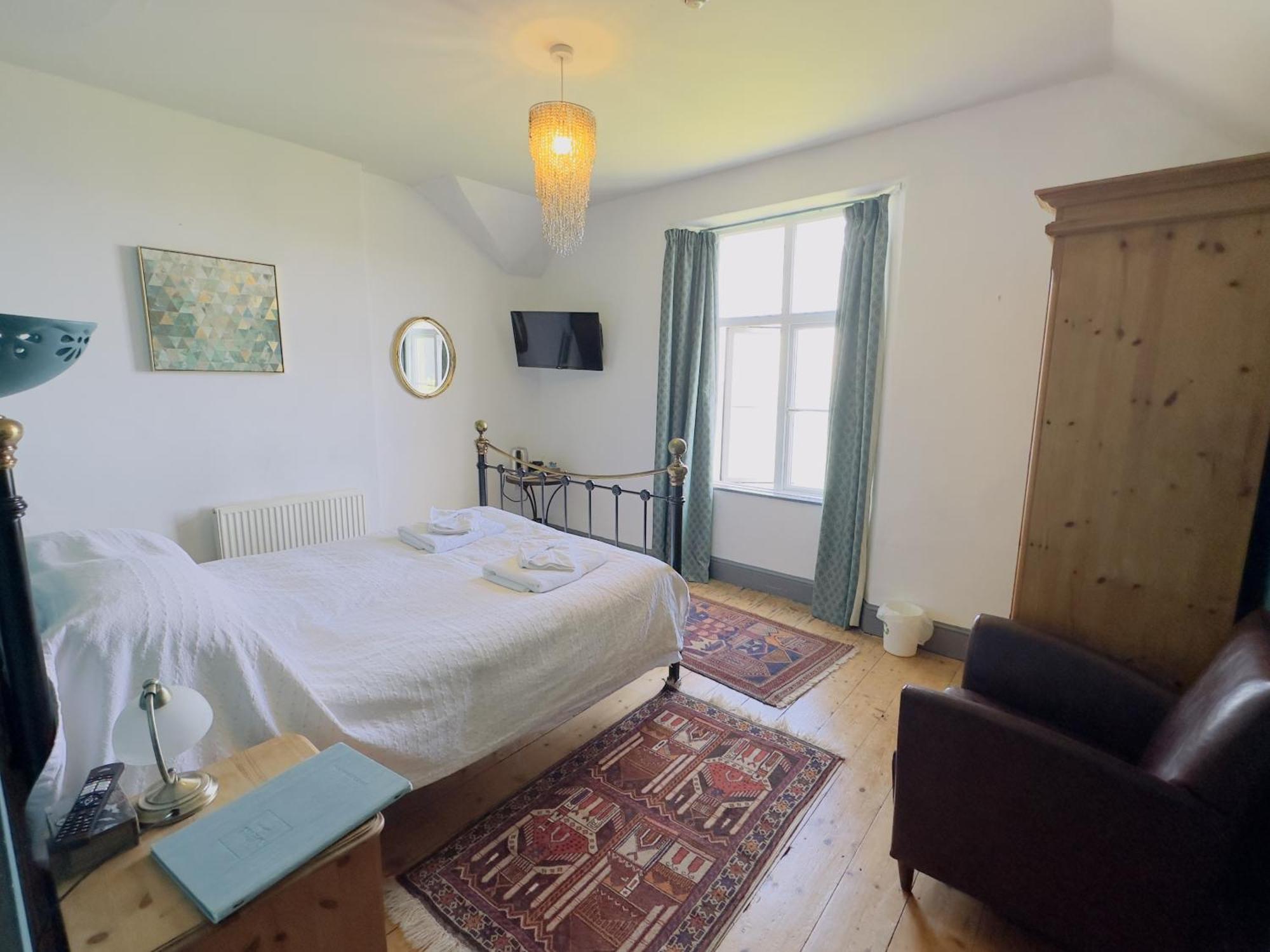 North Walk House Bed & Breakfast Линтън Стая снимка