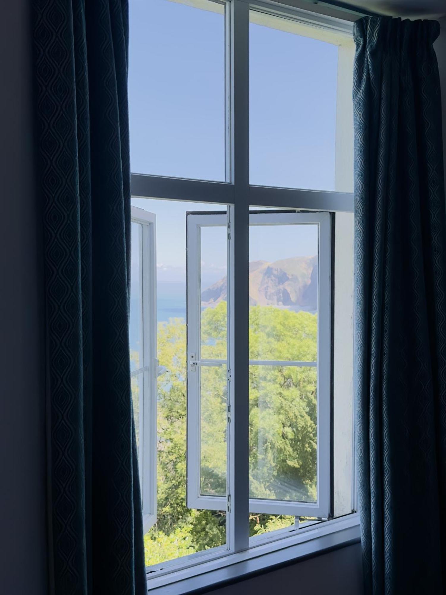 North Walk House Bed & Breakfast Линтън Стая снимка